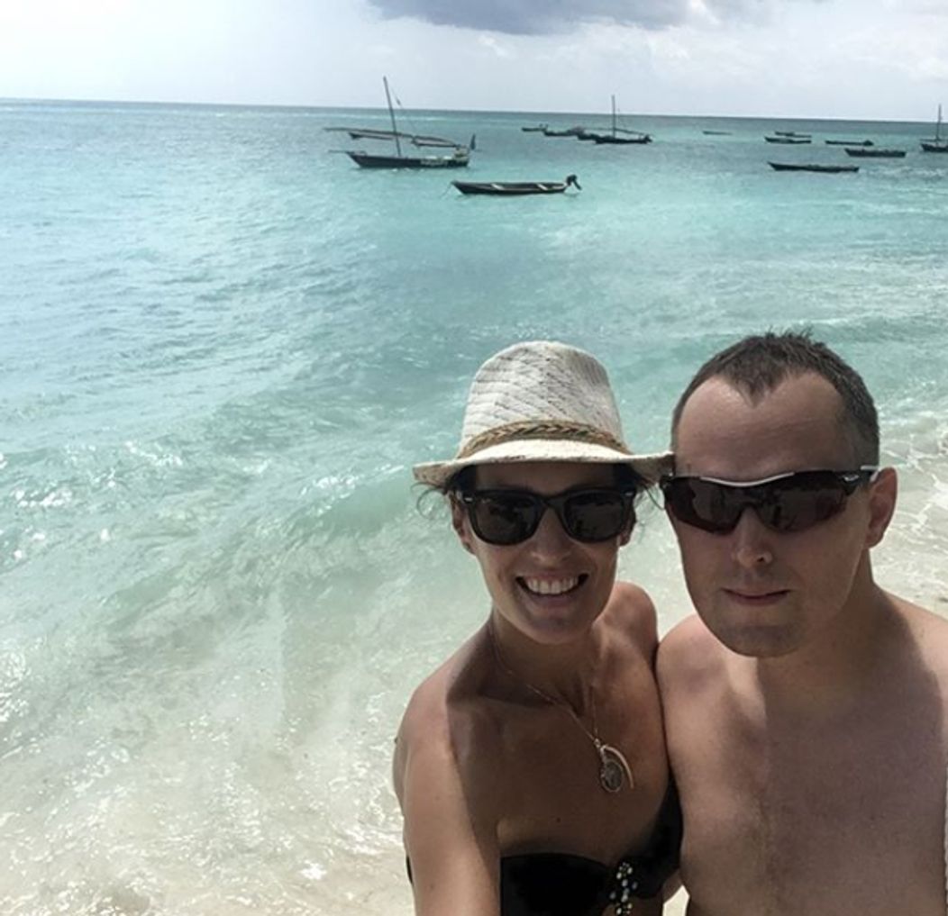 Lenka Debnárová s manželom Ferim na Zanzibare.
