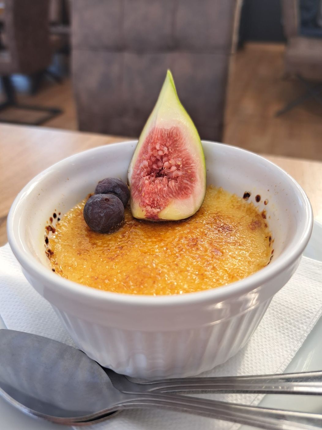 Na nože - Crème brûlée