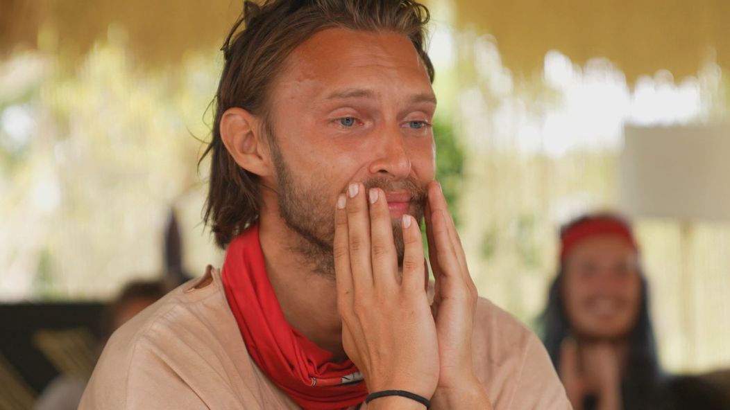 Pítr sa po odkaze od priateľky Gabči rozplakal.