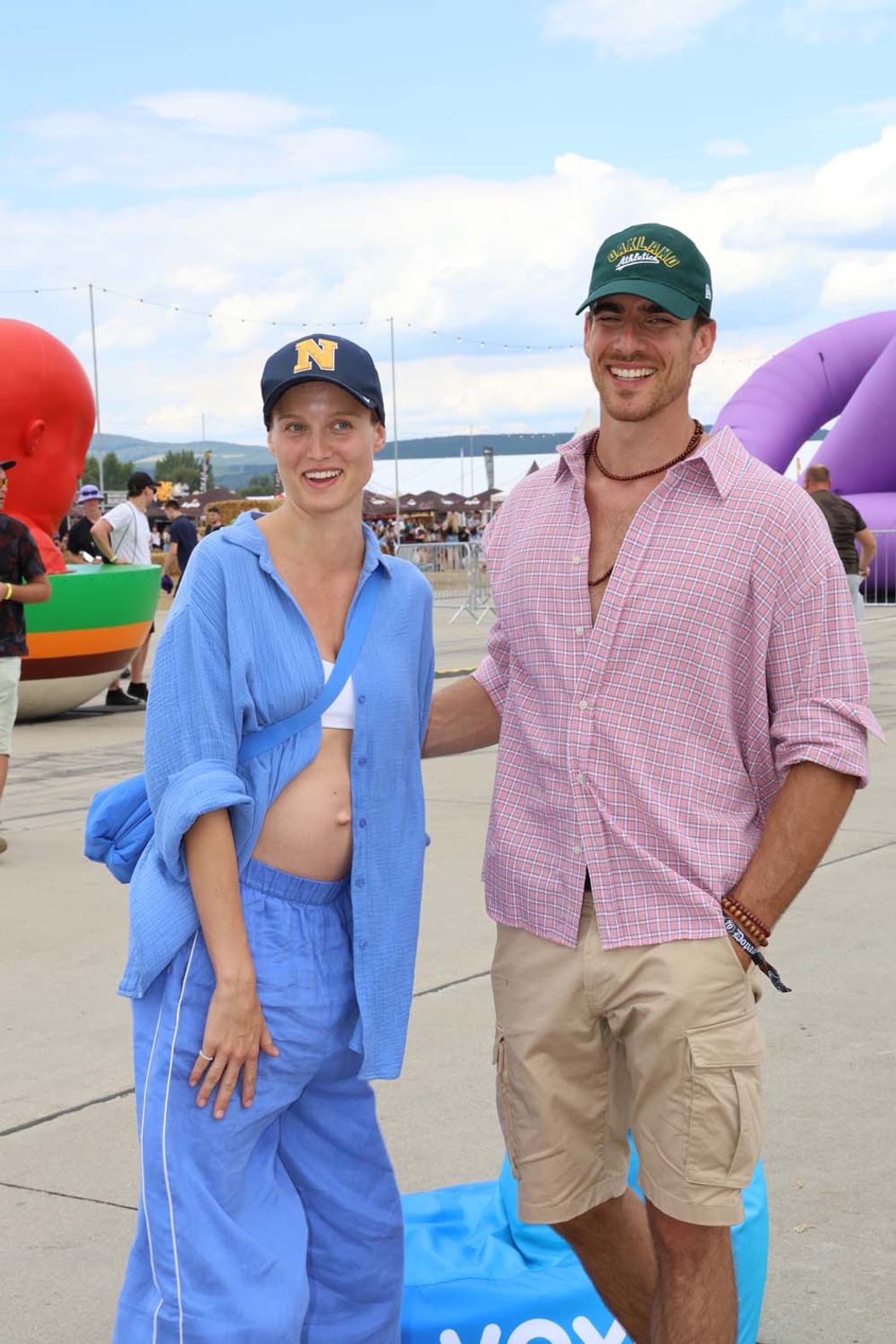 Adam Bardy s manželkou Bibi na festivale Grape