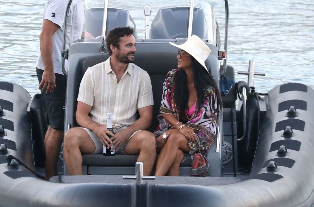 Nicole a Tom na dovolenke v Grécku