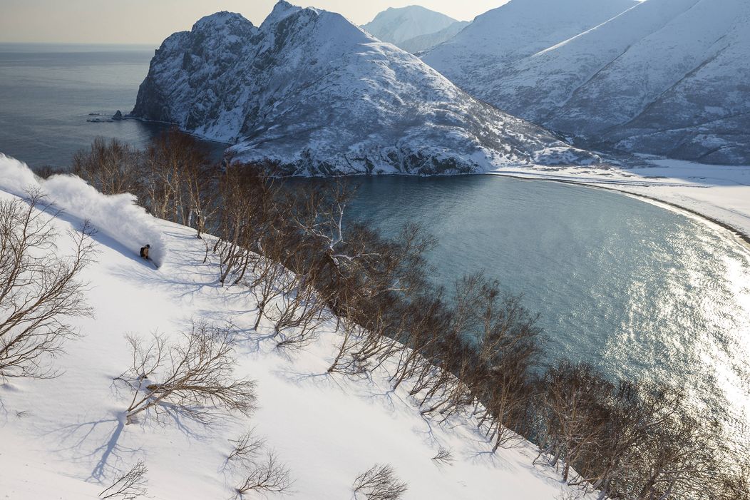 The Fourth Phase: Na hrane