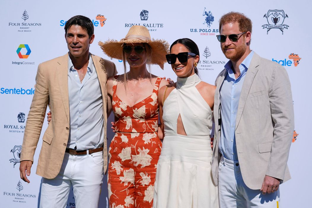 Princ Harry s Meghan po jazdeckom póle