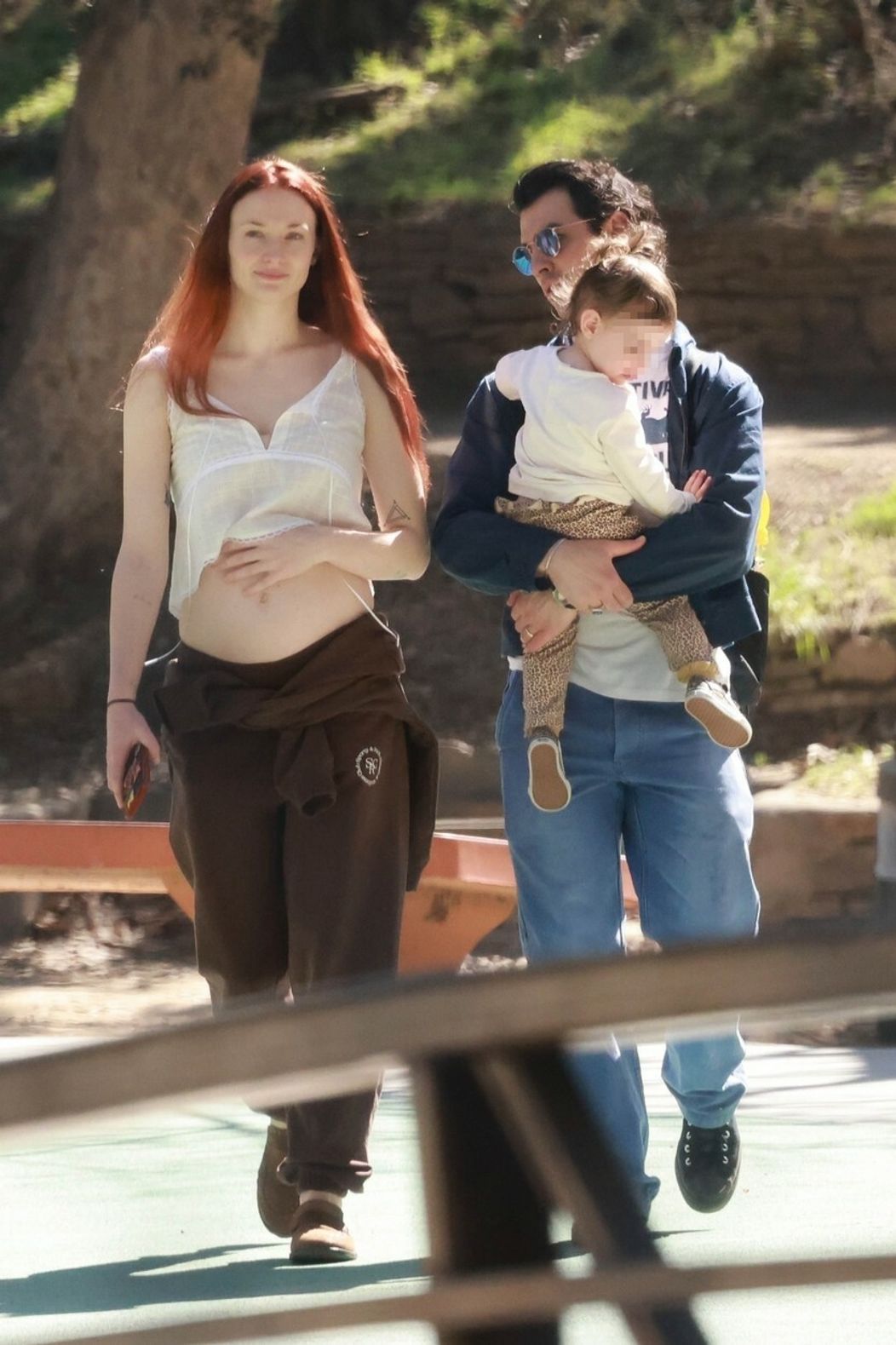  Sophie Turner podporila klebety o druhom tehotenstve.