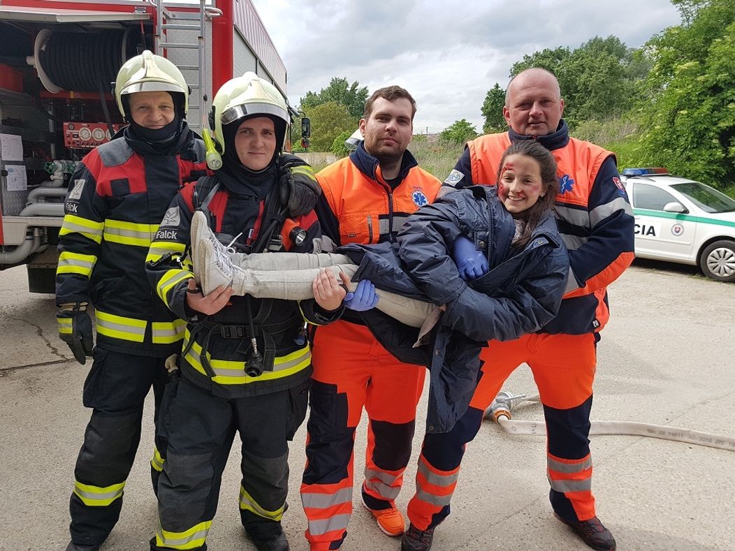 Terezka Heftyová počas nakrúcania požiaru