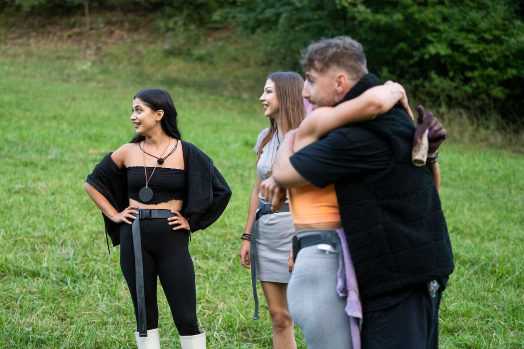Do duelu ide Peter s Timom, Denis sa vrátil na Farmu