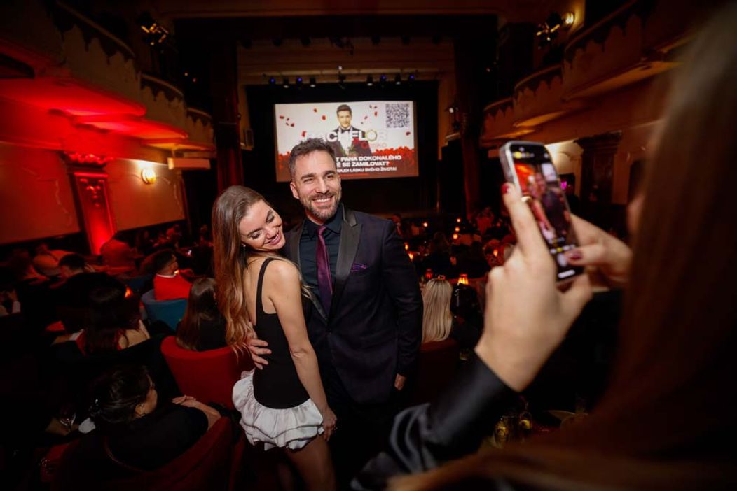 Slávnosté premietanie finále Ruže pre nevestu Česko
