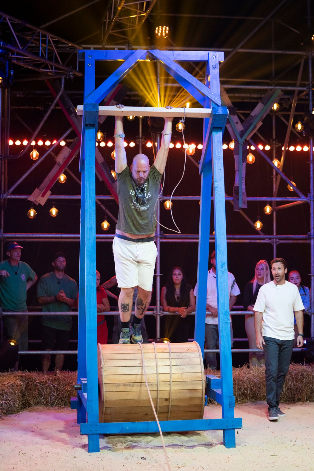 Duel pomocníkov, Farmu neopustil nikto, Matúš novým farmárom týždňa