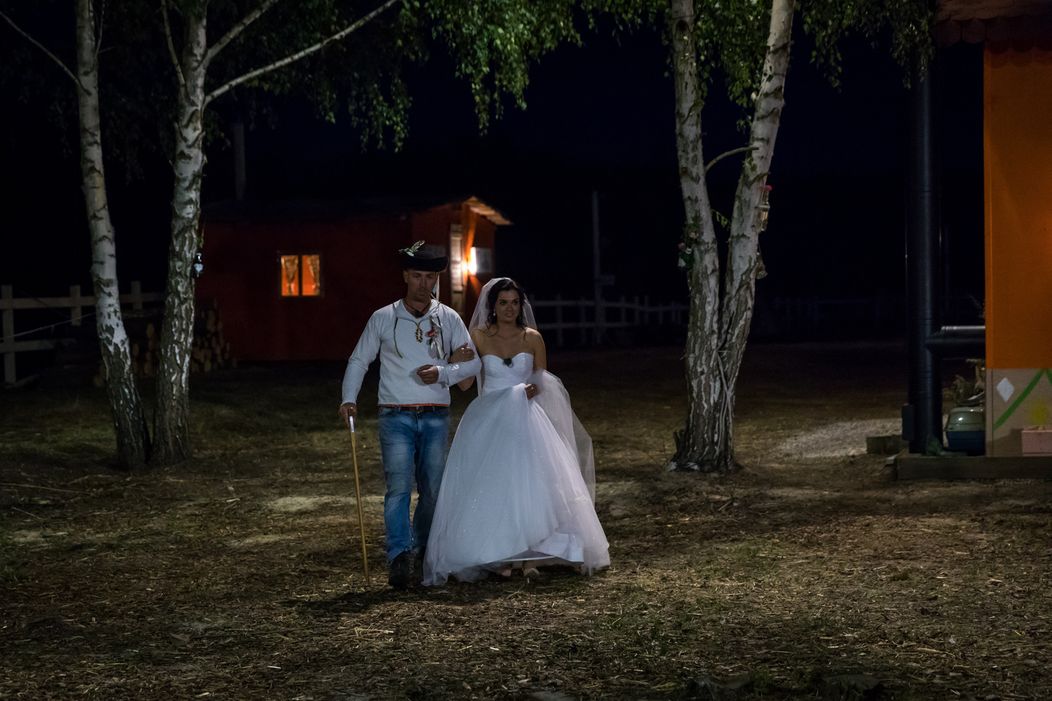 Veľkolepá svadba na Farme