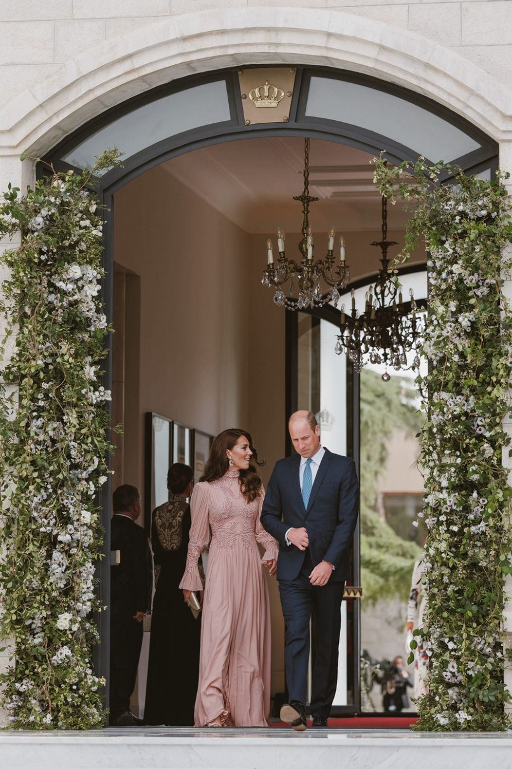 Princ William a princezná Kate na svadbe jordánskeho princa