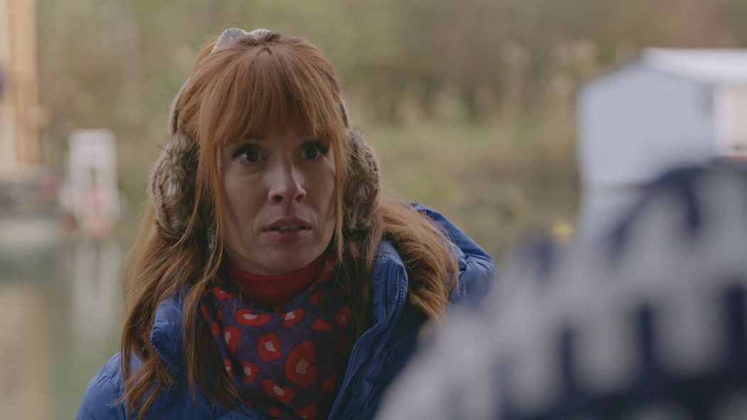 Roman si založil novú rodinu a Nikol nikdy nevyhľadal.