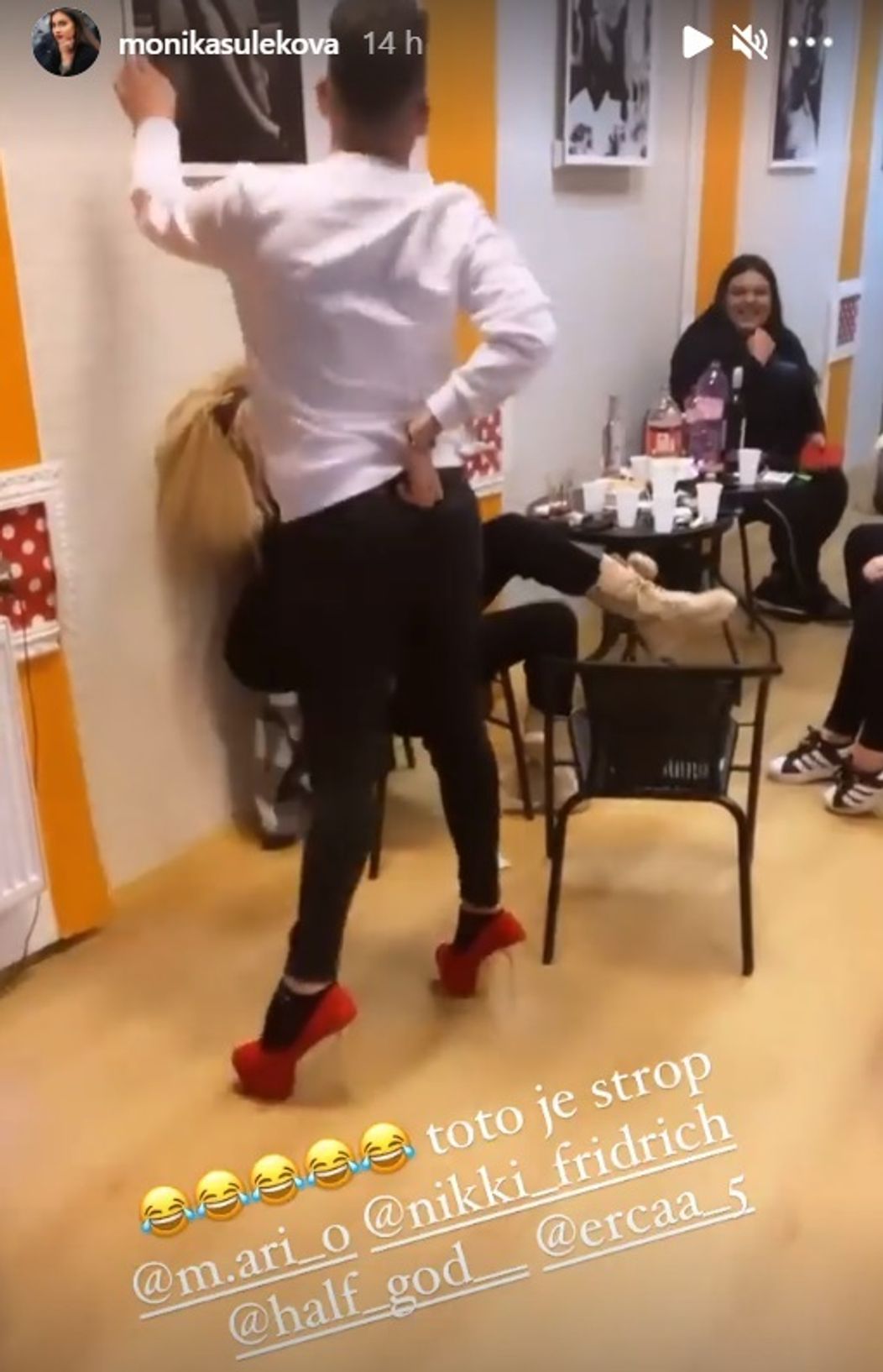 Žúrka u Mária