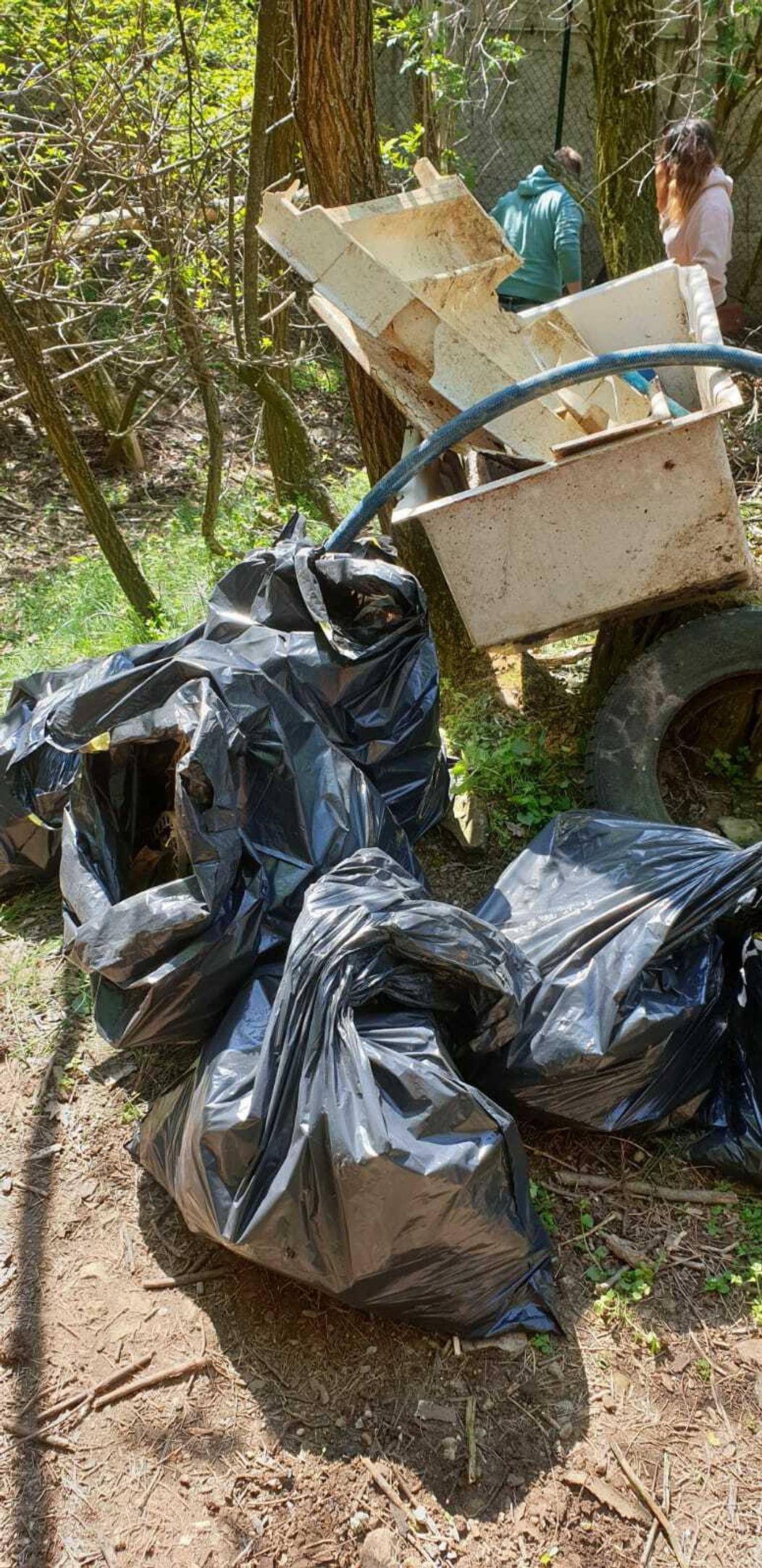 Markizáci sa zapojili do #trashtag výzvy.  