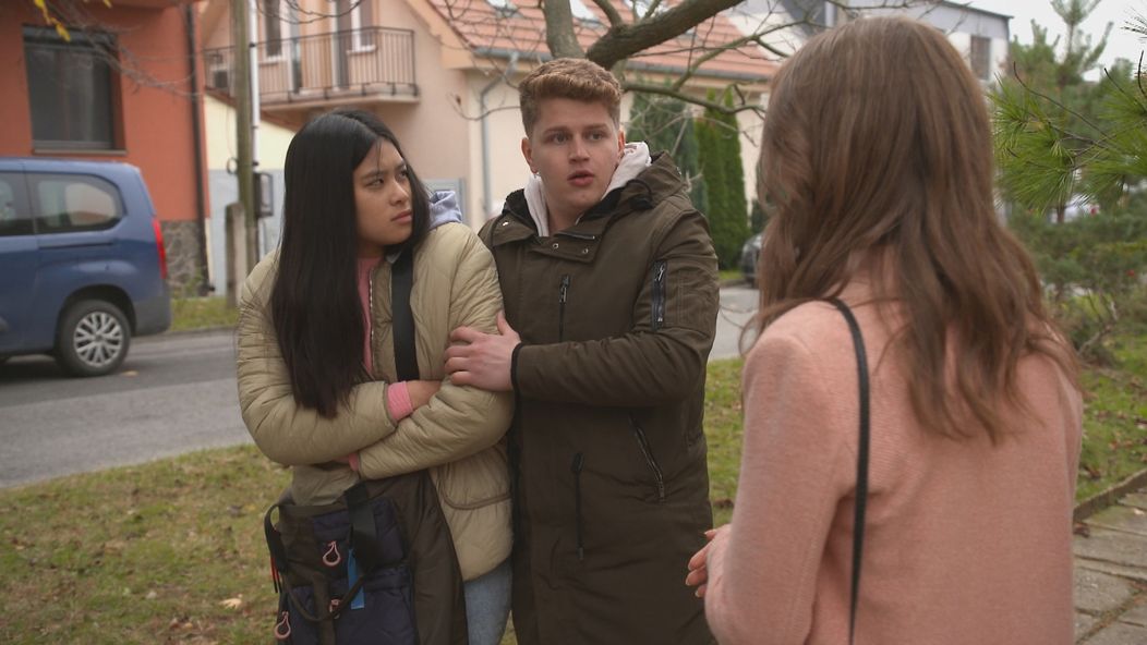 Luky nevie, čo má z Tao robiť.