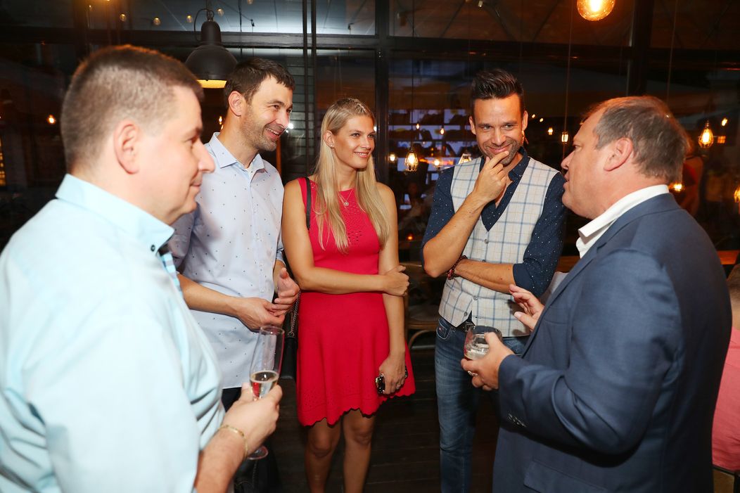 Známe tváre sa stretli na media party