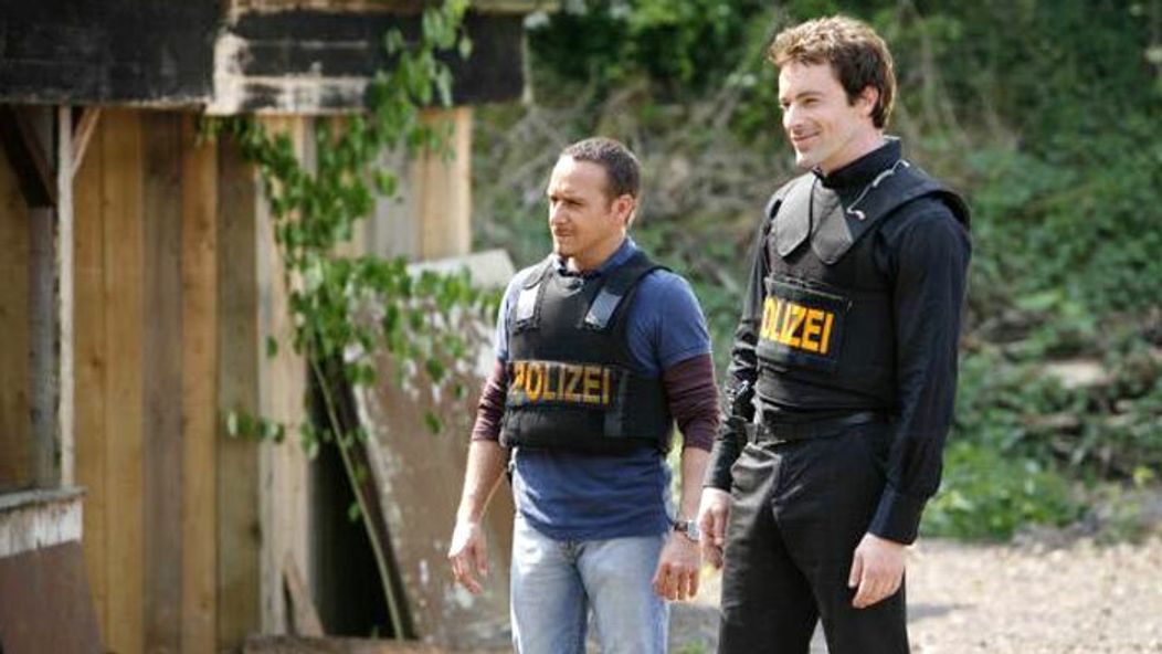 Semir a Chris (Erdoğan Atalay a Gedeon Burkhard) v seriáli Kobra 11