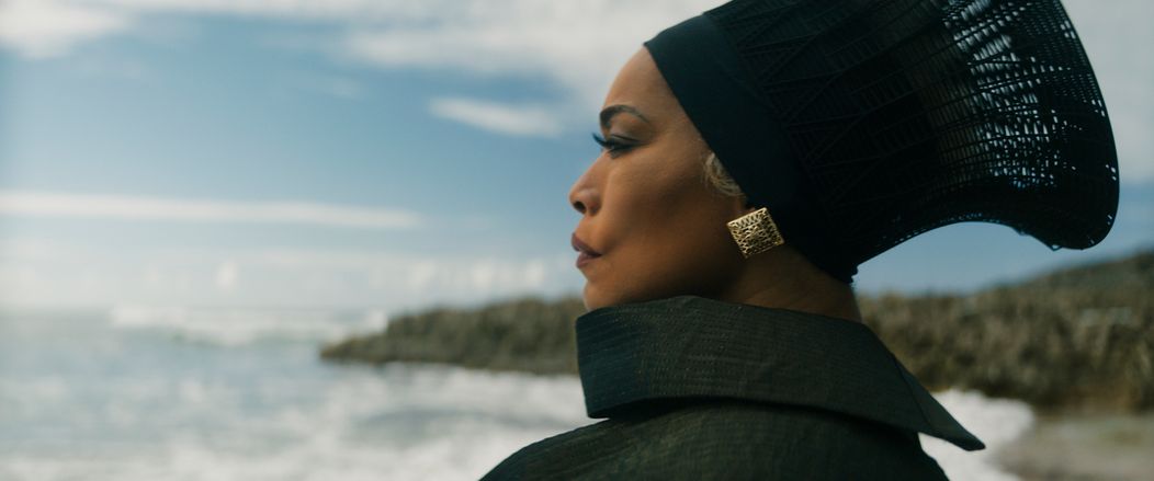 Záber z filmu Čierny panter: Navždy Wakanda