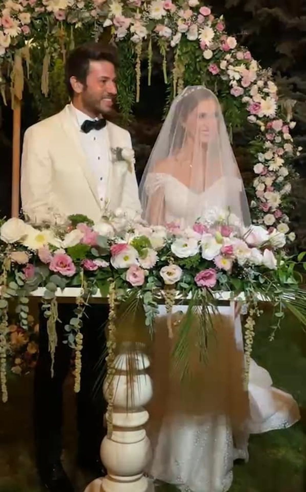 Ahmet Tansu Taşanlar a Oya Unustası