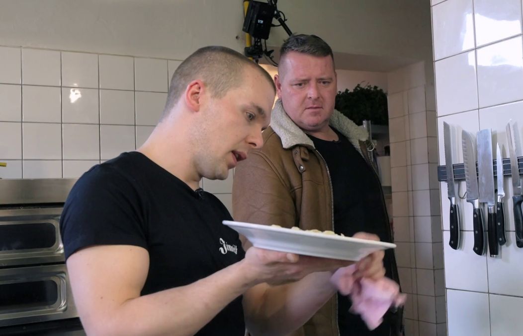 Na nože 3 - Martinova misia v penzióne Jánošík