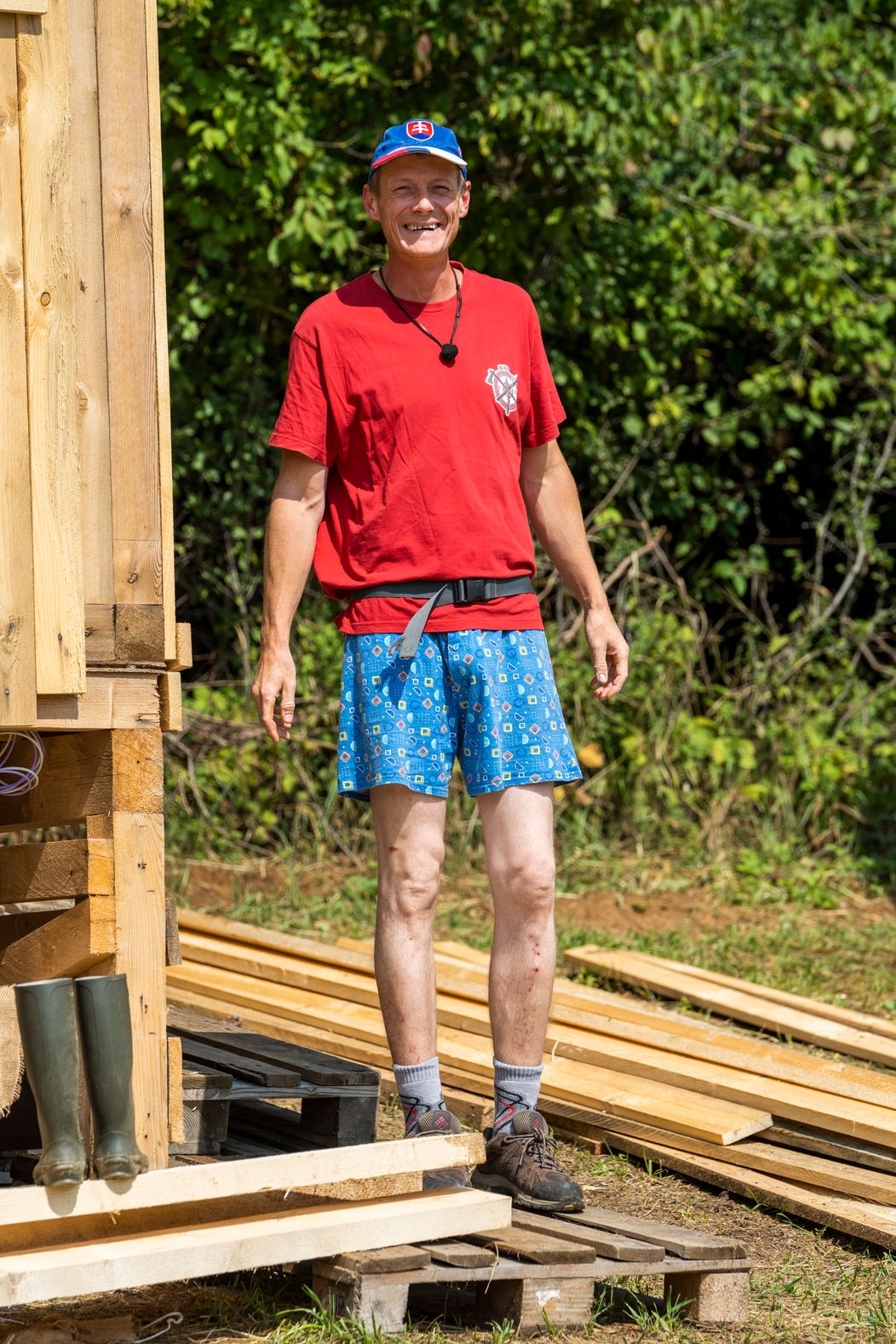 Duel pomocníkov, Farmu neopustil nikto, Matúš novým farmárom týždňa