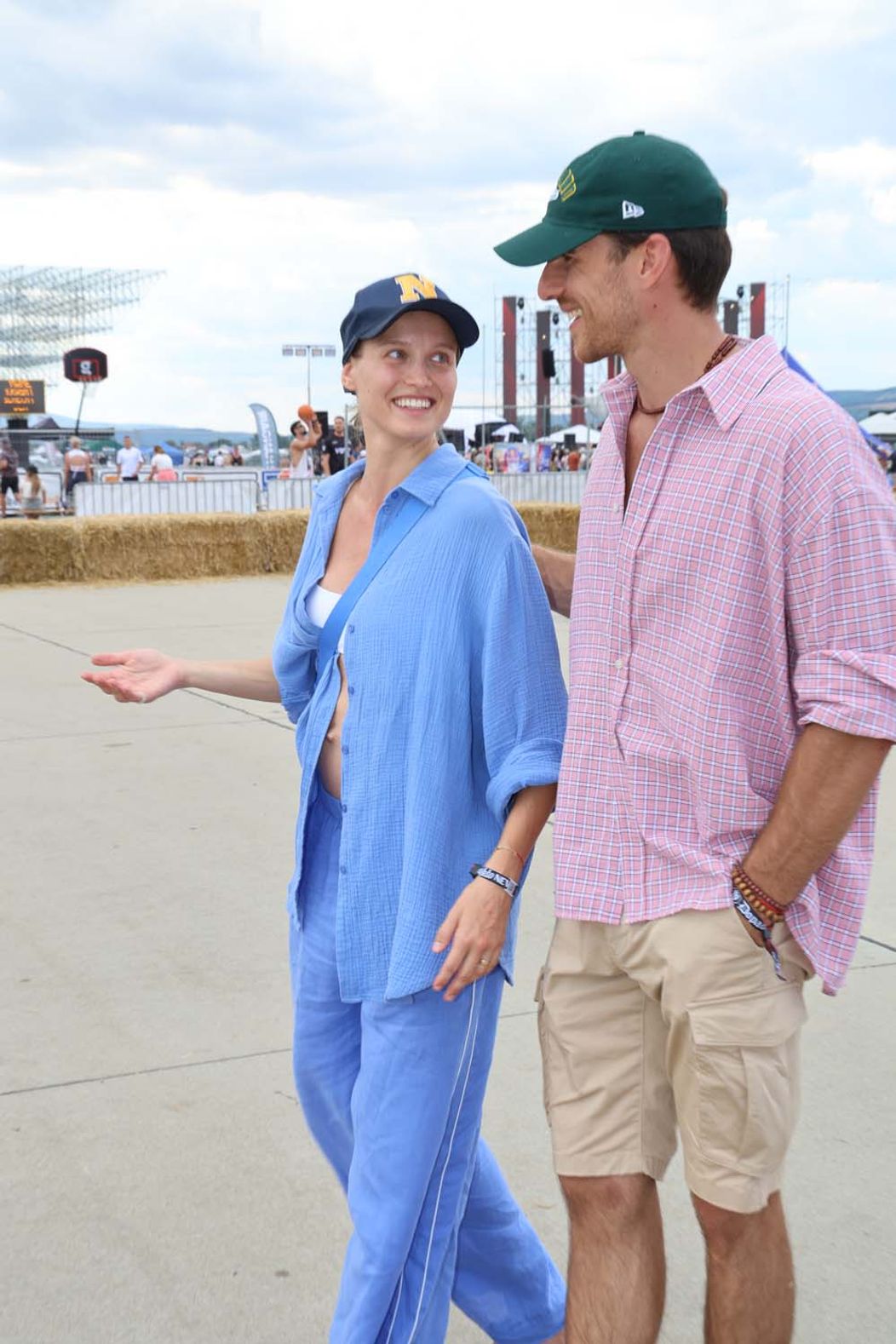 Adam Bardy s manželkou Bibi na festivale Grape