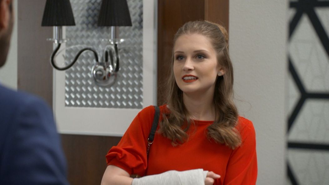 Joakim Nordstrom z Bostonu oslavuje gól vo finále proti St. Louis.