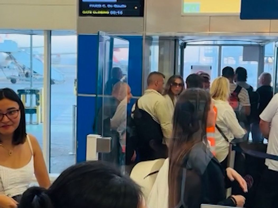 Jennifer Lopez letela spolu s turistami v obyčajnom lietadle