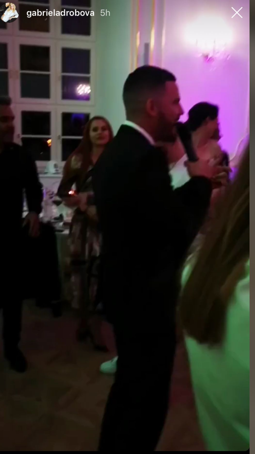 Radosť hráčov Švédska po góle na MS 2019 proti Rakúsku.