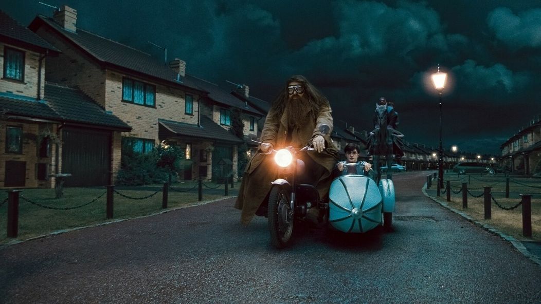 Robbie Coltrane ako Hagrid v Harrym Potterovi (na fotke vľavo).