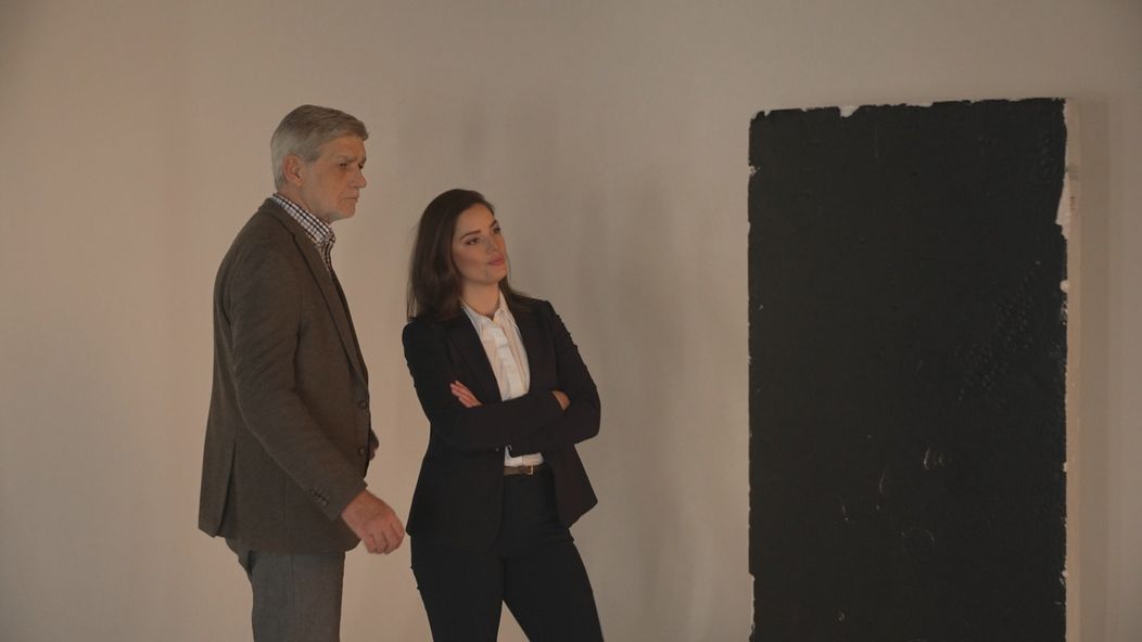 Pavol Višňovský a Sarah Arató si zahrajú vyšetrovateľskú dvojicu v seriáli Klamstvo.