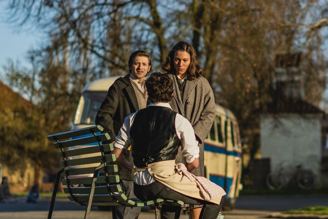 Fotografie zo záverečnej epizódy minisérie Studňa