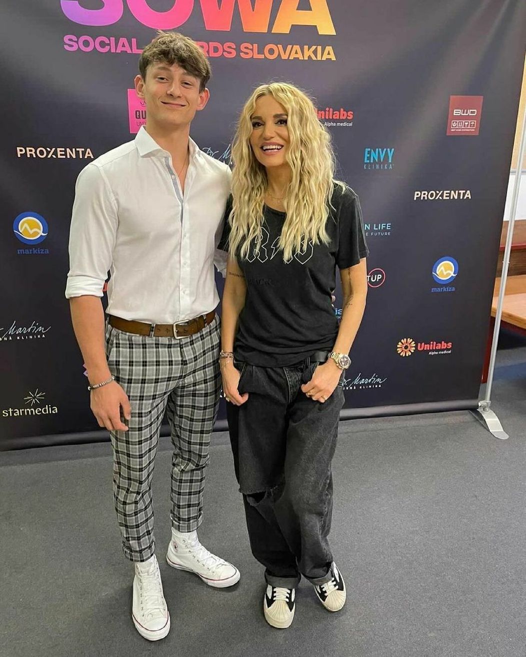 Martin Klinčúch s Darou Rolins na Social Awards Slovakia