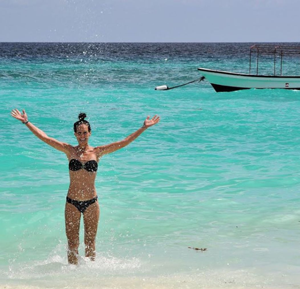 Lenka Debnárová na Zanzibare.