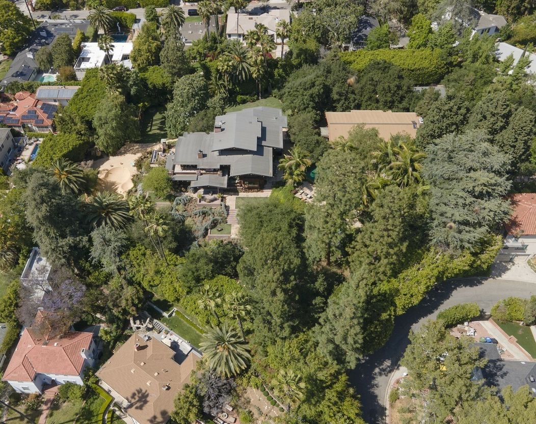 Los Feliz 