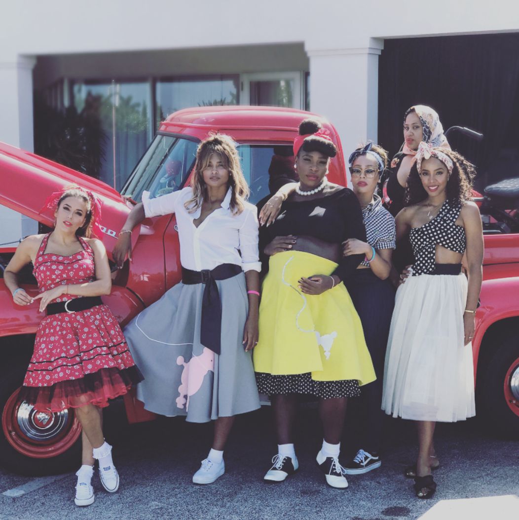 Serena Williams s kamarátkami