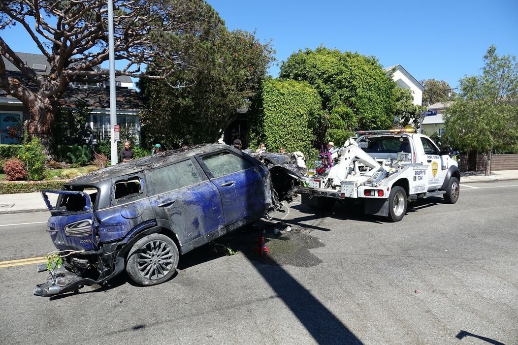 Auto po nehode Anne Heche