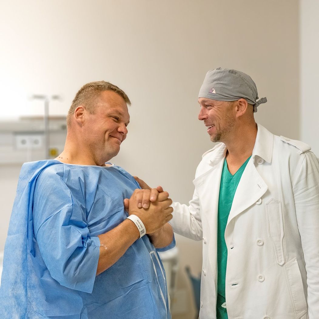 Andrejovi pomohol s finálnou premenou renomovaný plastický a estetický chirurg Martin Boháč.