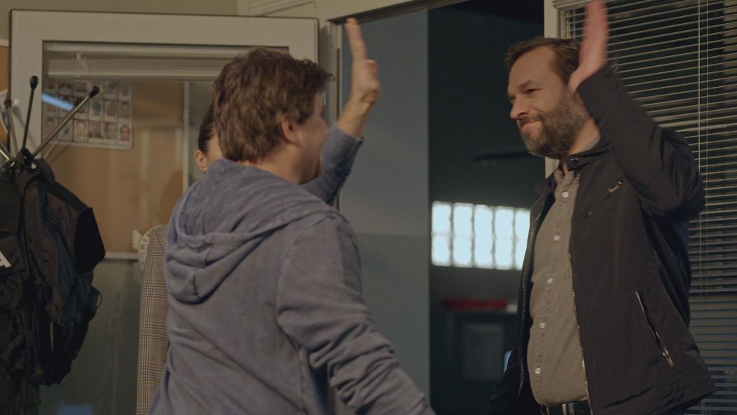 Nad Nikol (Táňa Pauhofová) sa začalo zmrákať. Na jej postupy si posvieti prísna vyšetrovateľka Soňa Vágnerová (Andrea Štefančíková).