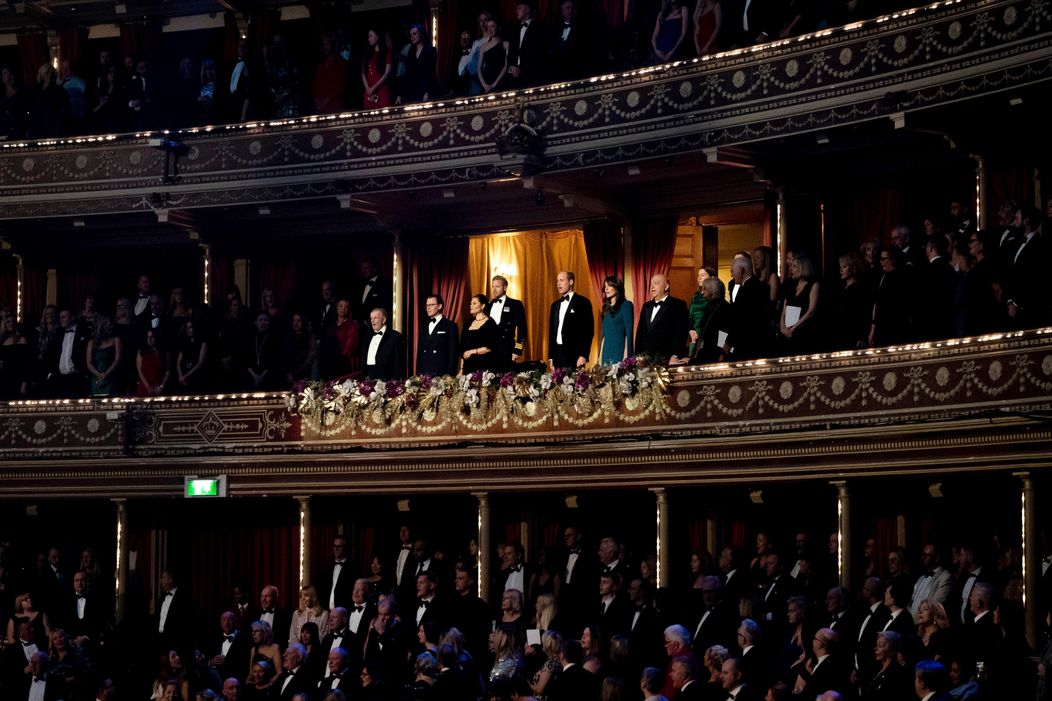 Princ a princezná z Walesu v Royal Albert Hall