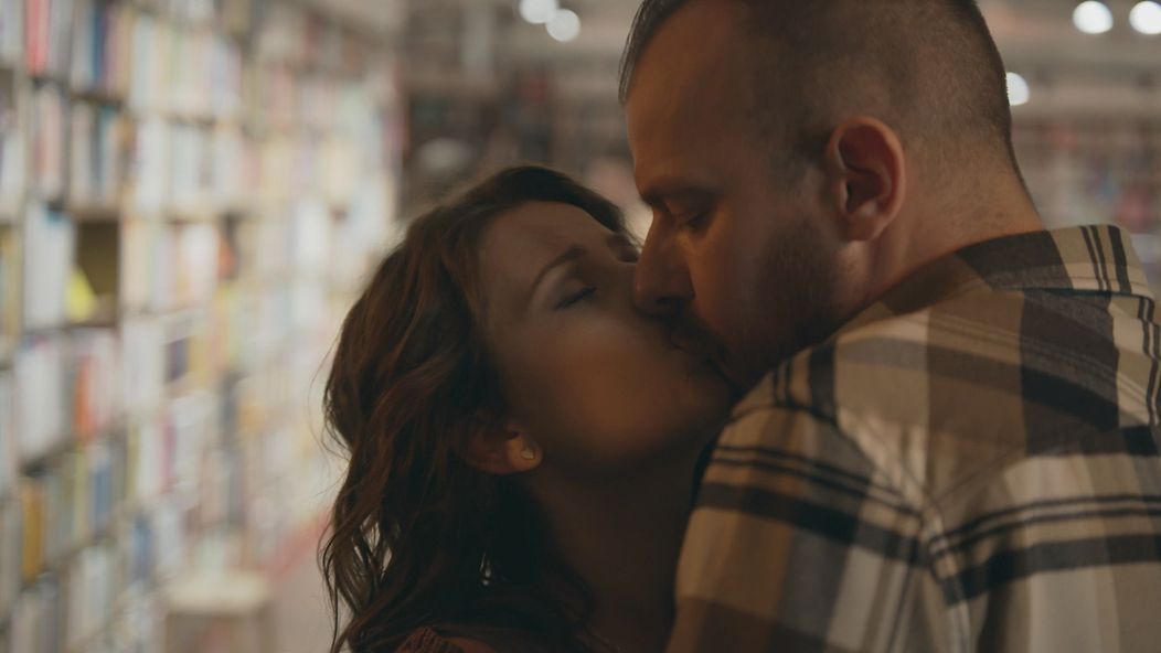 Naďa a Šimon sa pobozkali