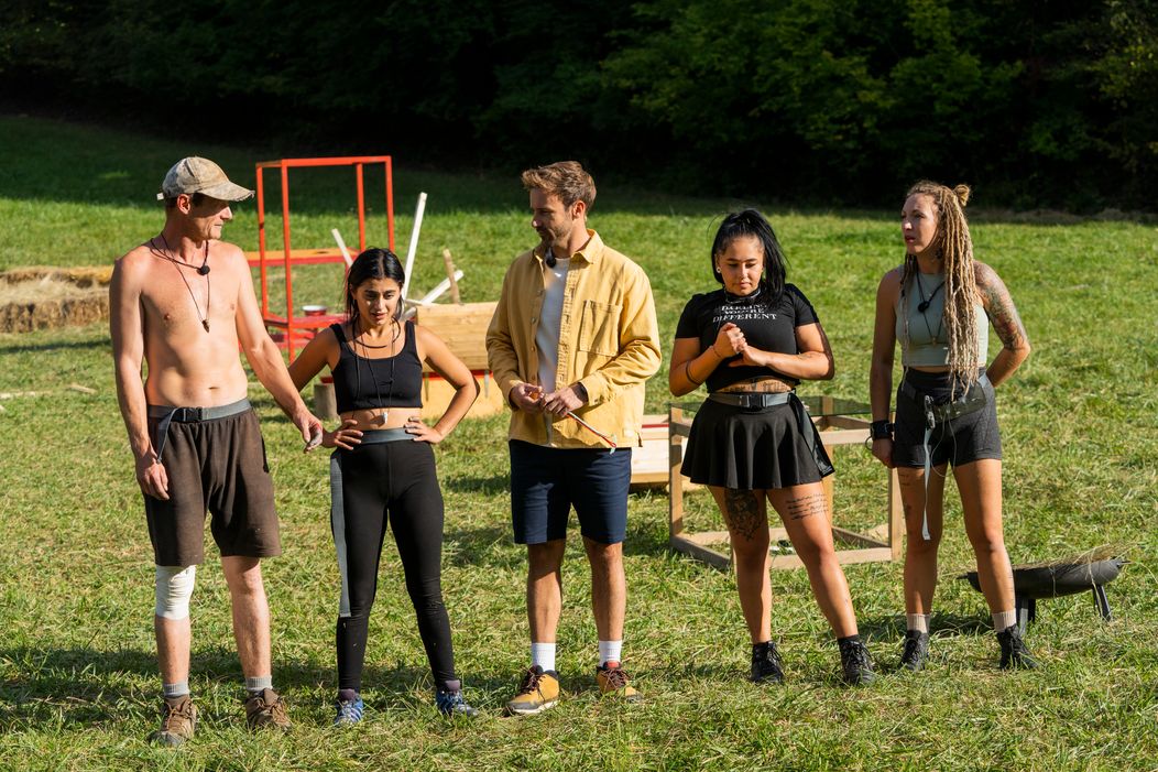 Farmári si zastrieľali na Jána Lašáka, do duelu idú Niki a Viki