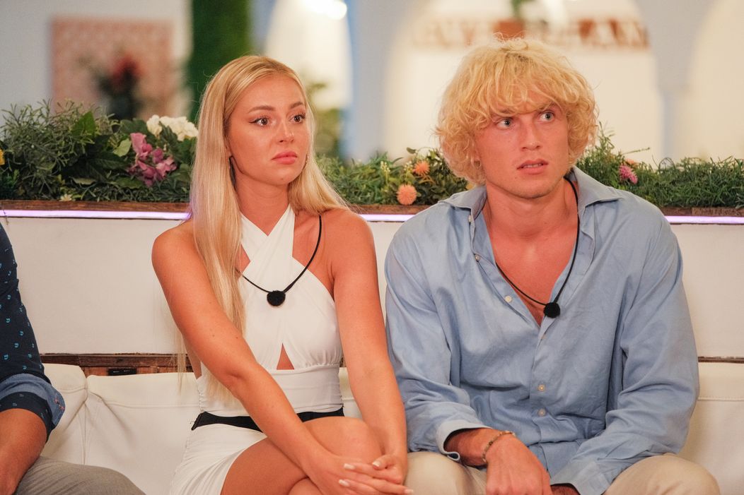 Po príchode bombshellov Adama a Lukáša a novom recouplingu nastal zvrat.