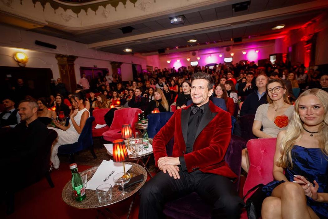 Slávnosté premietanie finále Ruže pre nevestu Česko