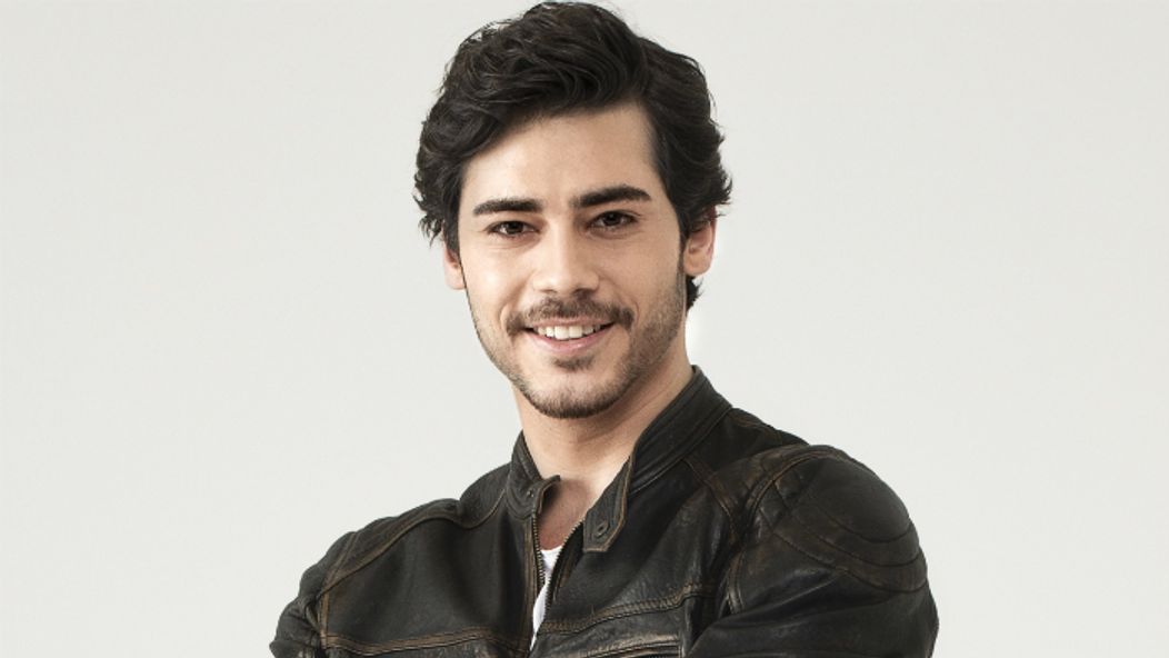 Neželaná nevesta - Berkay Hardal