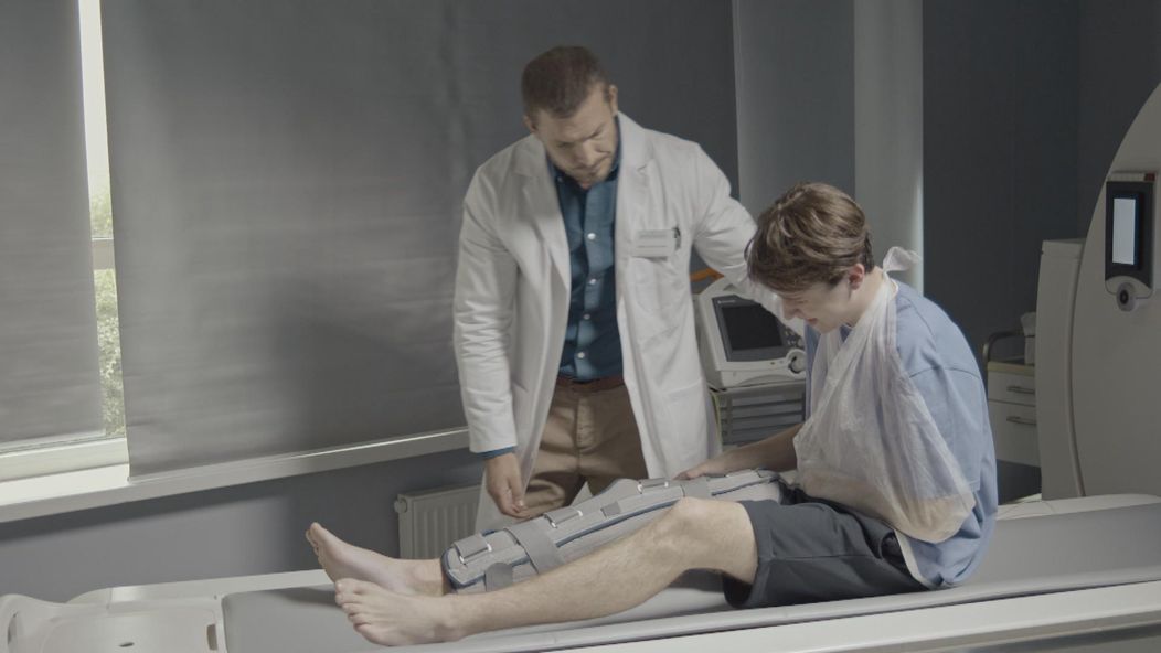 Andrej zabudol, že má s Oliverom blízky vzťah.