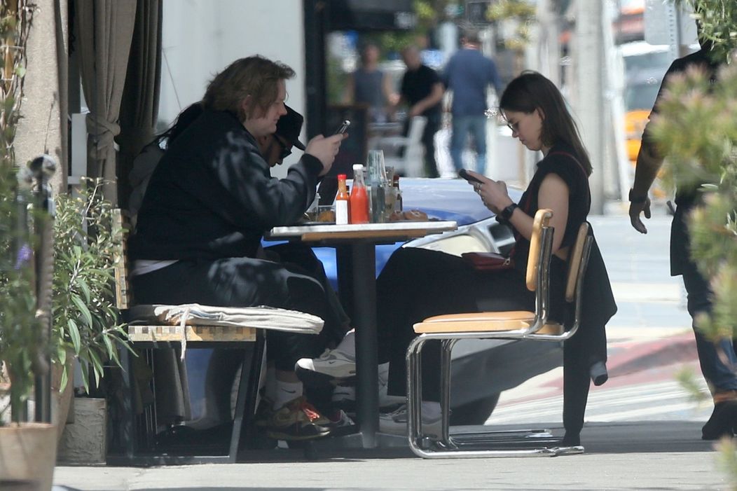 Lewis Capaldi a Ellie MacDowell sa rozišli