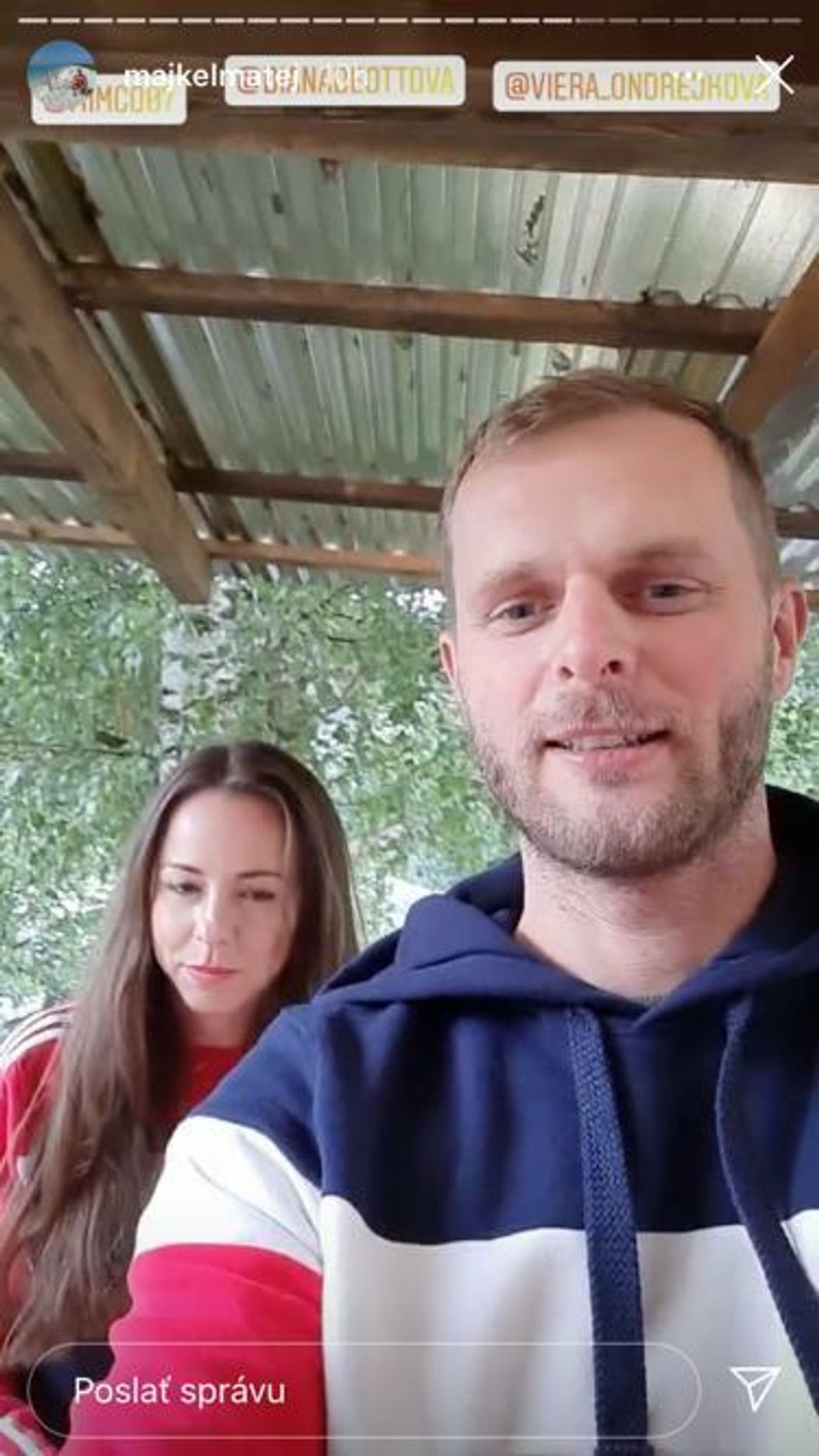 Nechýbali na chate ani hry