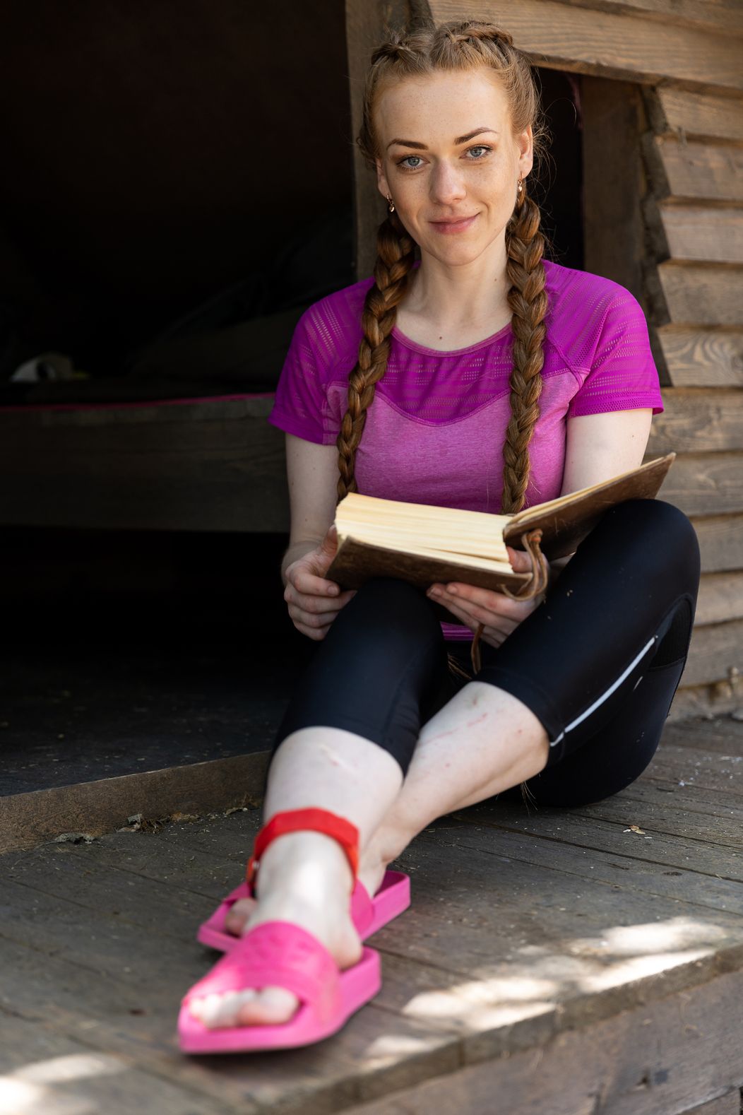 Simona v duelantskej chatke