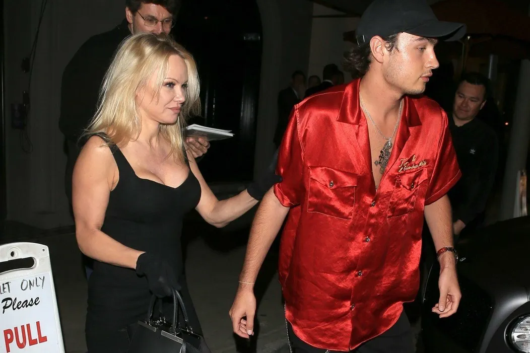 Pamela Anderson so synom Brandonom Thomasom