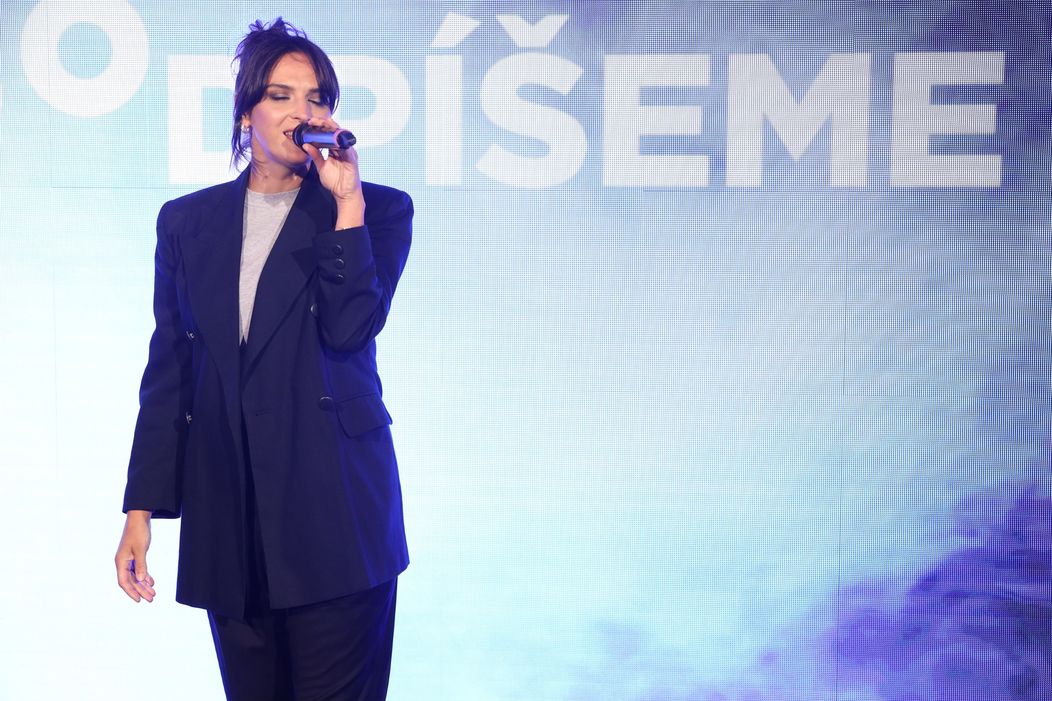 Jana Kirschner a Separ odpremiérovali svoju pesničku Povedz to nahlas